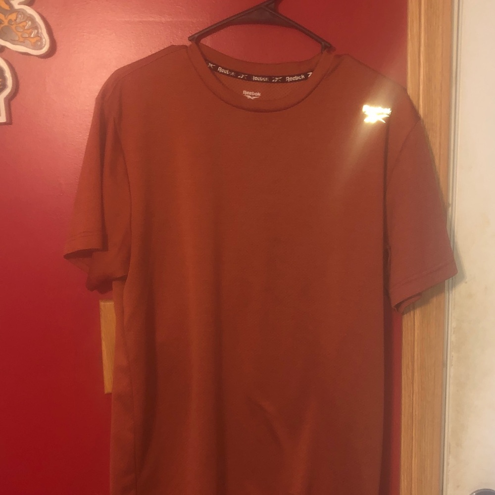 Reebok Men's Burnt Orange Short Sleeve Tee